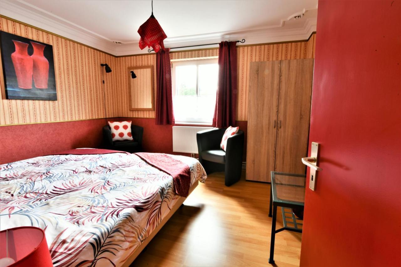 Appartement Um Die Ecke à Manderscheid Extérieur photo